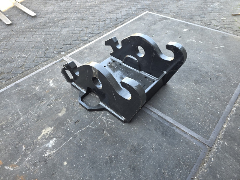 Kopplaat demarec cw55s demarec adaptor plate verachtert cw55s - Çabuk bağlantı - İş makinaları: fotoğraf 3 Kopplaat demarec cw55s demarec adaptor plate verachtert cw55s - Çabuk bağlantı - İş makinaları: fotoğraf 3
