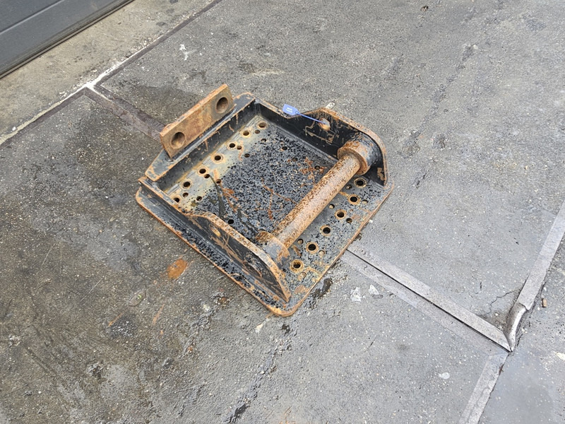 Kopplaat lehnhof cat patroon hammer plate lehnhof cat verachtert - Çabuk bağlantı - İş makinaları: fotoğraf 1 Kopplaat lehnhof cat patroon hammer plate lehnhof cat verachtert - Çabuk bağlantı - İş makinaları: fotoğraf 1