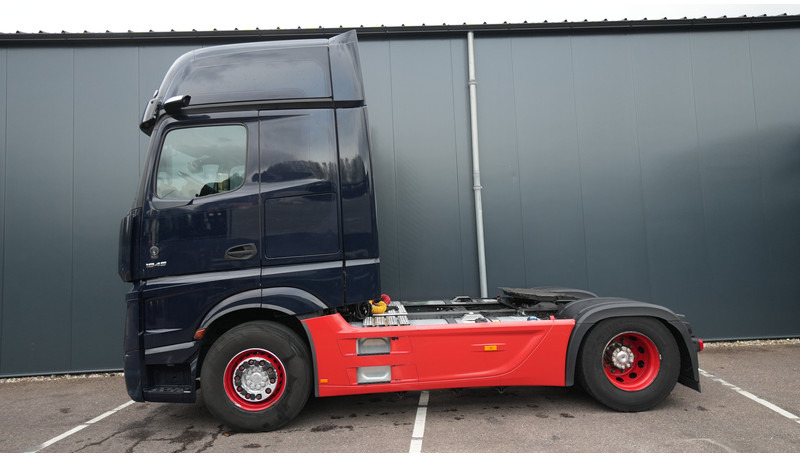 Mercedes-Benz ACTROS 1945 GIGASPACE 649.700KM - Çekici: fotoğraf 1 Mercedes-Benz ACTROS 1945 GIGASPACE 649.700KM - Çekici: fotoğraf 1