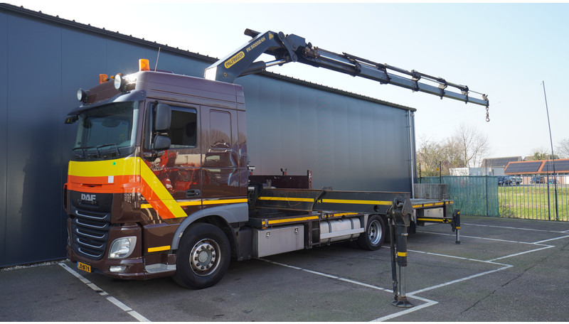 DAF XF 460 6X2 FLATBED TRUCK WITH PALFINGER PK 50002 CRANE - Vinçli kamyon: fotoğraf 2 DAF XF 460 6X2 FLATBED TRUCK WITH PALFINGER PK 50002 CRANE - Vinçli kamyon: fotoğraf 2