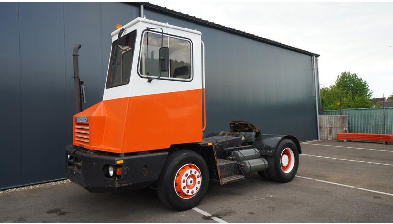 Terberg YT SL 1020 - İş makinaları: fotoğraf 3 Terberg YT SL 1020 - İş makinaları: fotoğraf 3