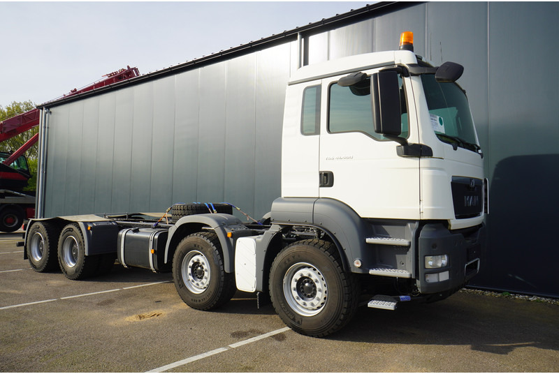 MAN TGS41.400 8X4 BB-WW NEW UNUSED CHASSIS EURO3 - Şasi kamyon: fotoğraf 4 MAN TGS41.400 8X4 BB-WW NEW UNUSED CHASSIS EURO3 - Şasi kamyon: fotoğraf 4