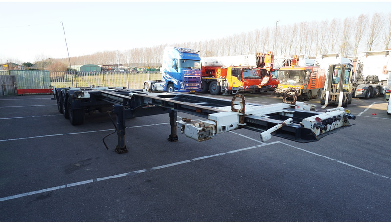 Renders 3 AXLE EXTENDABLE CONTAINER TRANSPORT TRAILER - Konteynır taşıyıcı/ Yedek karoser dorse: fotoğraf 3 Renders 3 AXLE EXTENDABLE CONTAINER TRANSPORT TRAILER - Konteynır taşıyıcı/ Yedek karoser dorse: fotoğraf 3