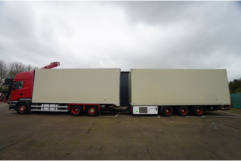 Scania R 580 V8 6X2 FRIGO RETARDER IN COMBI WITH BURG TRAILER - Refrijeratör kamyon: fotoğraf 1 Scania R 580 V8 6X2 FRIGO RETARDER IN COMBI WITH BURG TRAILER - Refrijeratör kamyon: fotoğraf 1