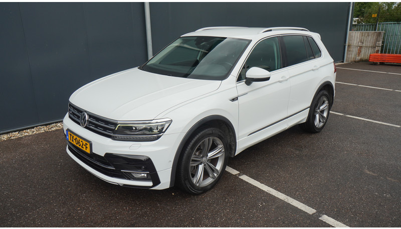 Volkswagen Tiguan 2.0 TDI R LINE 4MOTION - Minibüs, Minivan: fotoğraf 4 Volkswagen Tiguan 2.0 TDI R LINE 4MOTION - Minibüs, Minivan: fotoğraf 4