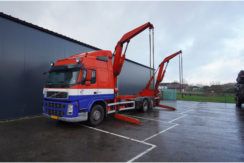Volvo FM360 6X2 SIDE LOADER FOR 20FT CONTAINER - Hidrolift kamyon: fotoğraf 3 Volvo FM360 6X2 SIDE LOADER FOR 20FT CONTAINER - Hidrolift kamyon: fotoğraf 3
