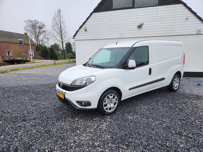 Fiat Doblò Maxi, 2017, 188000km, Airco,Parksens, Tuv. First owner - Küçük panelvan: fotoğraf 1 Fiat Doblò Maxi, 2017, 188000km, Airco,Parksens, Tuv. First owner - Küçük panelvan: fotoğraf 1