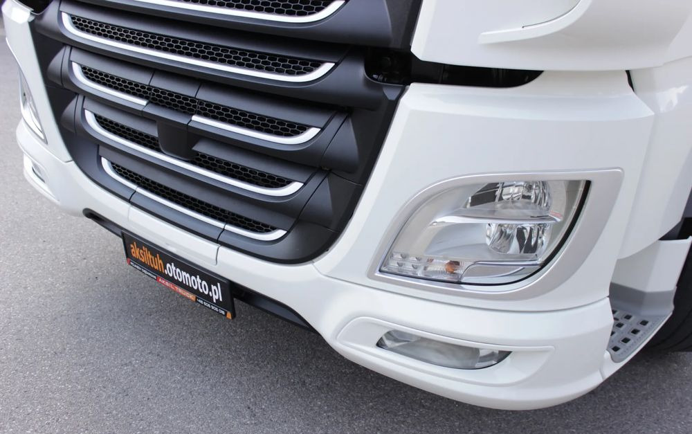 DAF XF 106.460 / SUPER SPACE CAB / AUTOMAT / STANDARD / LODÓWKA / SUPER STAN - Çekici: fotoğraf 3 DAF XF 106.460 / SUPER SPACE CAB / AUTOMAT / STANDARD / LODÓWKA / SUPER STAN - Çekici: fotoğraf 3