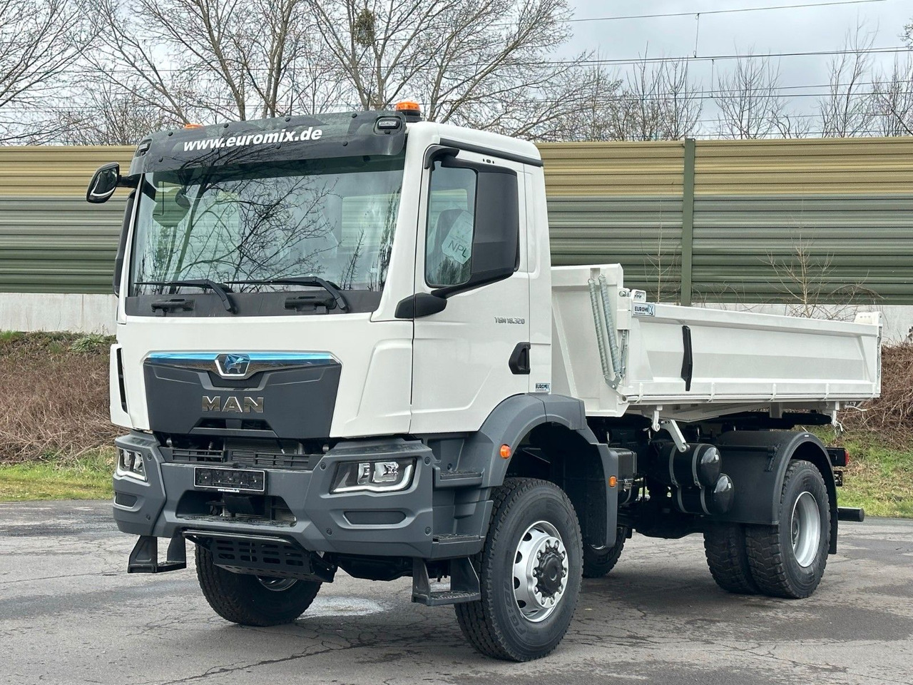 MAN TGM 18.320 4X4 Euro 6e Euromix 3-Seiten-Kipper - Damperli kamyon: fotoğraf 1 MAN TGM 18.320 4X4 Euro 6e Euromix 3-Seiten-Kipper - Damperli kamyon: fotoğraf 1