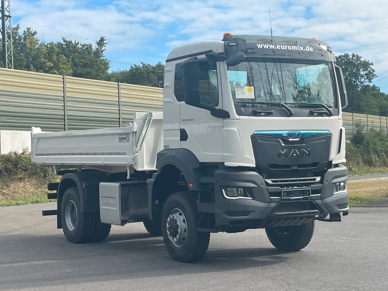 MAN TGS 18.400 TG3 4x4 Euro6e 3-Seiten-Kippe Euromix MAN TGS 18.400 TG3 4x4 Euro6e 3-Seiten-Kippe Euromix - Damperli kamyon: fotoğraf 2 MAN TGS 18.400 TG3 4x4 Euro6e 3-Seiten-Kippe Euromix MAN TGS 18.400 TG3 4x4 Euro6e 3-Seiten-Kippe Euromix - Damperli kamyon: fotoğraf 2