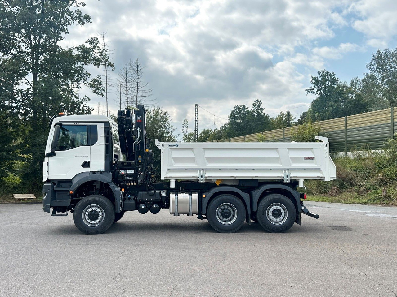 MAN TGS 28.440 6x4-4 / 3-Seiten- Kipper EuromixMTP - Damperli kamyon: fotoğraf 3 MAN TGS 28.440 6x4-4 / 3-Seiten- Kipper EuromixMTP - Damperli kamyon: fotoğraf 3