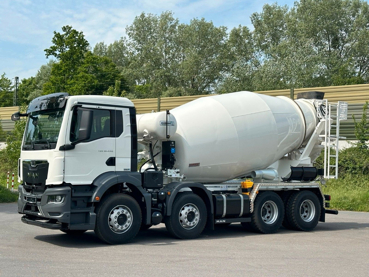 MAN TGS 32.440 8x4 / Euromix MTP EM 9 L - Transmikser: fotoğraf 1 MAN TGS 32.440 8x4 / Euromix MTP EM 9 L - Transmikser: fotoğraf 1