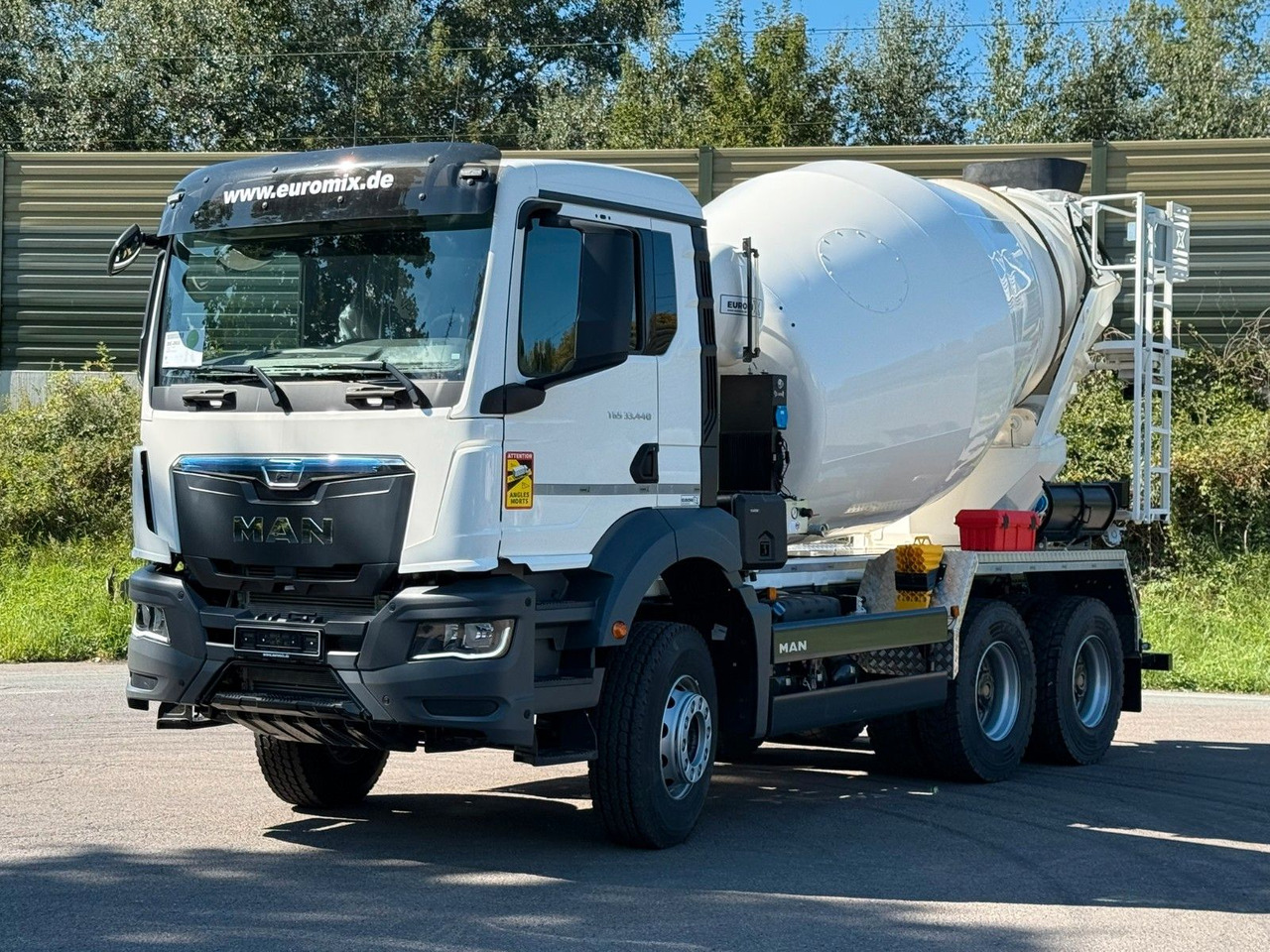 MAN TGS 33.440 / 6X4 Euro6e Euromix MTP EM 7 L - Transmikser: fotoğraf 2 MAN TGS 33.440 / 6X4 Euro6e Euromix MTP EM 7 L - Transmikser: fotoğraf 2