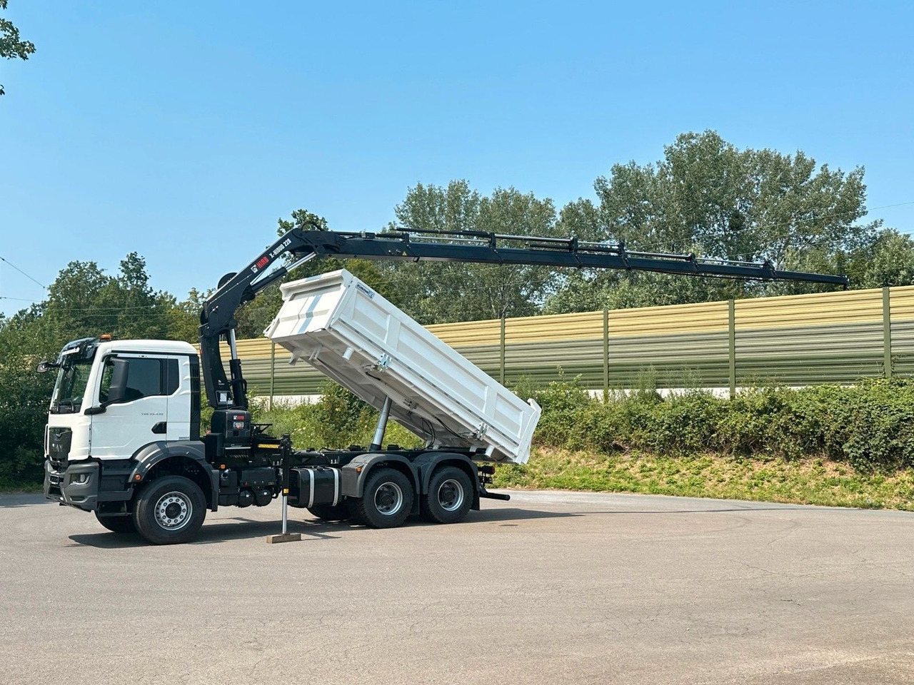 MAN TGS 33.440 6x4 /3-Seiten- Kipper / HIAB 228-6 - Damperli kamyon, Vinçli kamyon: fotoğraf 3 MAN TGS 33.440 6x4 /3-Seiten- Kipper / HIAB 228-6 - Damperli kamyon, Vinçli kamyon: fotoğraf 3