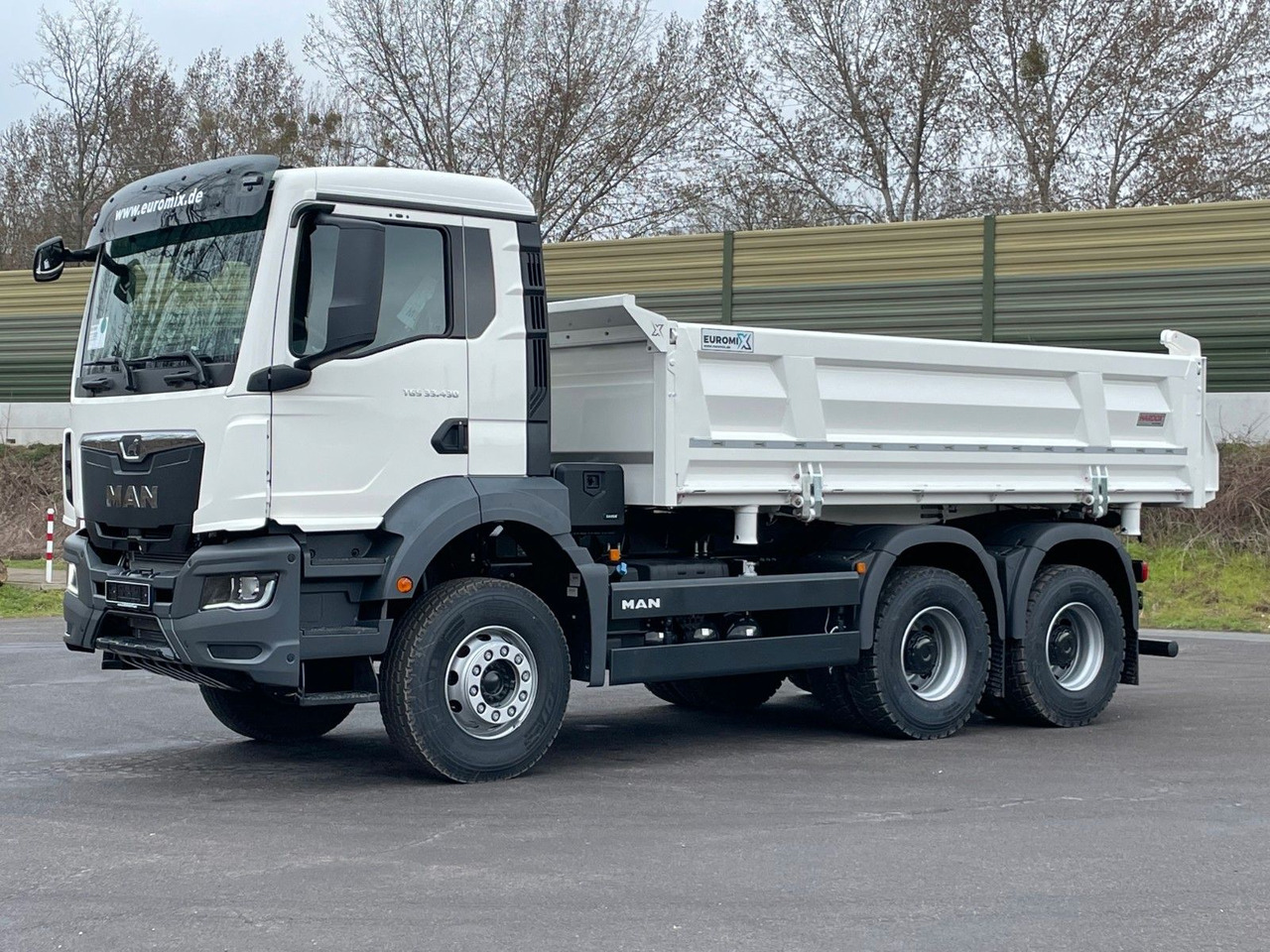 MAN TGS 33.440 6x4 /Euro6 3-Seiten-Kipper EuromixMTP MAN TGS 33.440 6x4 /Euro6 3-Seiten-Kipper EuromixMTP - Damperli kamyon: fotoğraf 2 MAN TGS 33.440 6x4 /Euro6 3-Seiten-Kipper EuromixMTP MAN TGS 33.440 6x4 /Euro6 3-Seiten-Kipper EuromixMTP - Damperli kamyon: fotoğraf 2