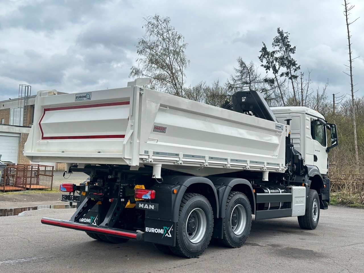 MAN TGS 33.440 6x6 /3-Seiten- Kipper / HIAB 228-4 MAN TGS 33.440 6x6 /3-Seiten- Kipper / HIAB 228-4 - Damperli kamyon, Vinçli kamyon: fotoğraf 4 MAN TGS 33.440 6x6 /3-Seiten- Kipper / HIAB 228-4 MAN TGS 33.440 6x6 /3-Seiten- Kipper / HIAB 228-4 - Damperli kamyon, Vinçli kamyon: fotoğraf 4