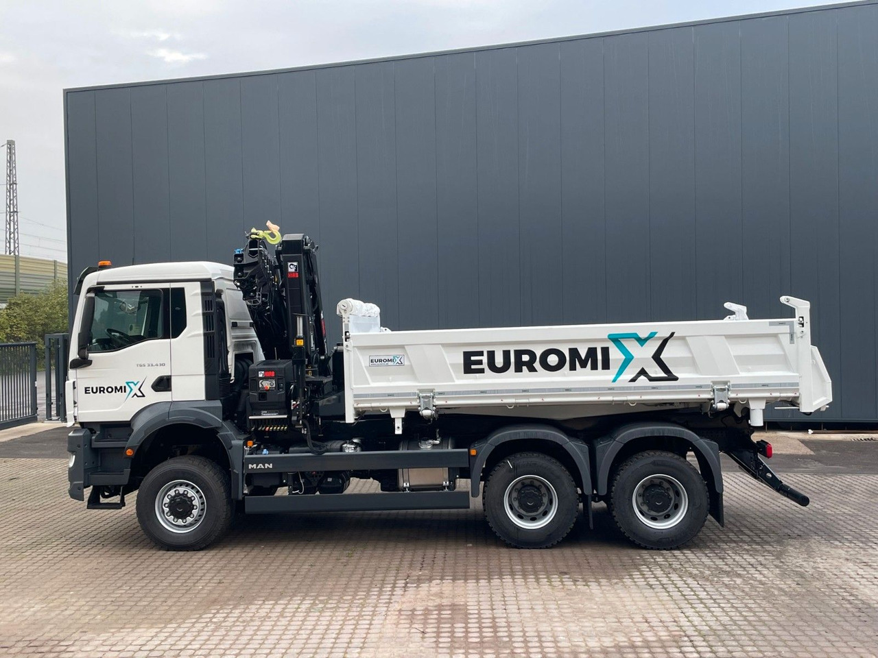 MAN TGS 33.440 6x6 /3-Seiten- Kipper / HIAB 228-6 - Damperli kamyon, Vinçli kamyon: fotoğraf 2 MAN TGS 33.440 6x6 /3-Seiten- Kipper / HIAB 228-6 - Damperli kamyon, Vinçli kamyon: fotoğraf 2