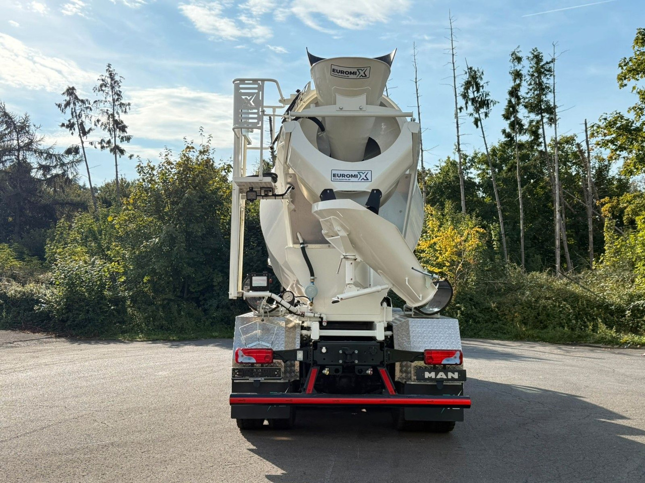 MAN TGS 35.470 BB 8X4 EuromixMTP EM 10 L - Transmikser: fotoğraf 5 MAN TGS 35.470 BB 8X4 EuromixMTP EM 10 L - Transmikser: fotoğraf 5