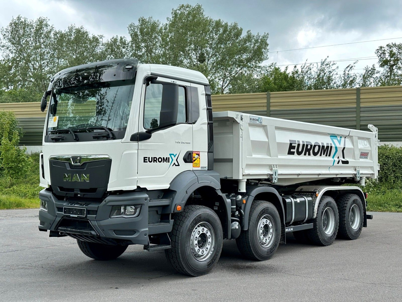 MAN TGS 35.480 8x4 EuromixMTP 2-Seiten-Kipper - Damperli kamyon: fotoğraf 4 MAN TGS 35.480 8x4 EuromixMTP 2-Seiten-Kipper - Damperli kamyon: fotoğraf 4