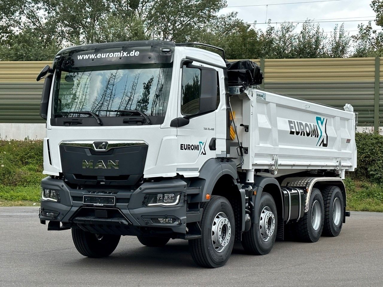 MAN TGS 35.480 8x4 EuromixMTP 3-Seiten-Kipper - Damperli kamyon: fotoğraf 2 MAN TGS 35.480 8x4 EuromixMTP 3-Seiten-Kipper - Damperli kamyon: fotoğraf 2