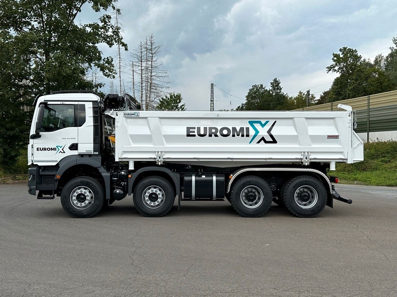 MAN TGS 35.480 8x4 EuromixMTP 3-Seiten-Kipper - Damperli kamyon: fotoğraf 2 MAN TGS 35.480 8x4 EuromixMTP 3-Seiten-Kipper - Damperli kamyon: fotoğraf 2