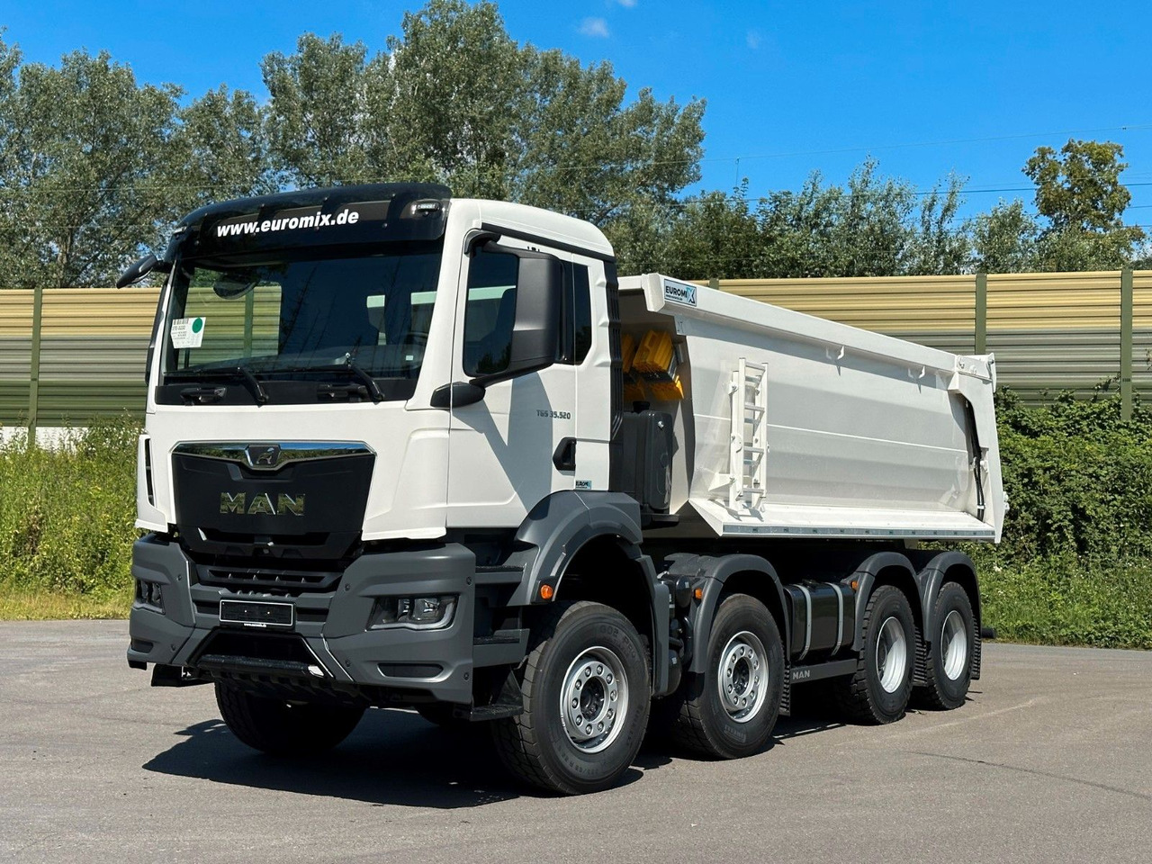 MAN TGS 37.520 8x4 EuromixMTP Mulden Kipper - Damperli kamyon: fotoğraf 2 MAN TGS 37.520 8x4 EuromixMTP Mulden Kipper - Damperli kamyon: fotoğraf 2