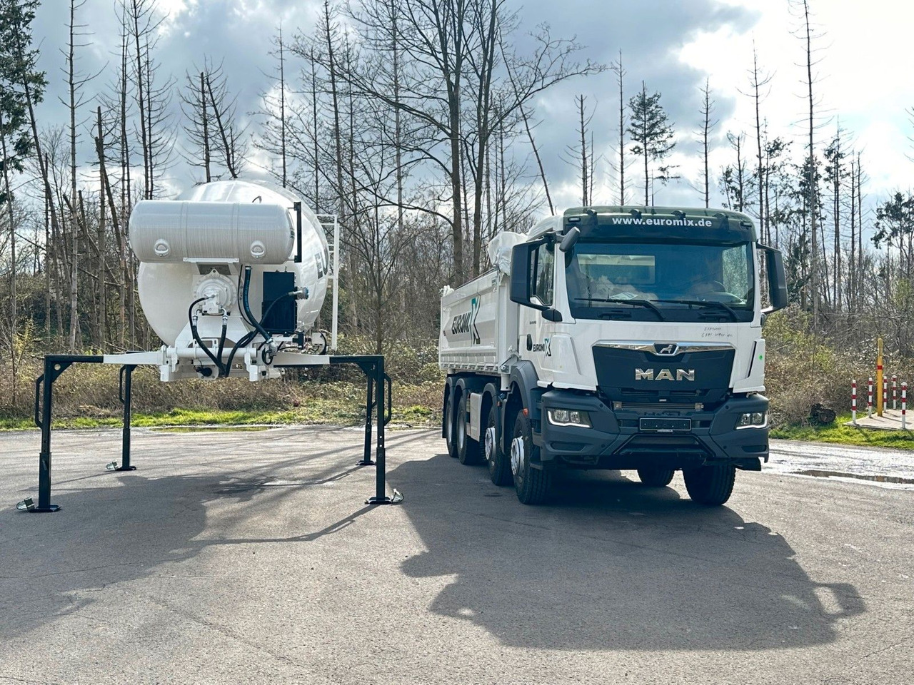MAN TGS 41.440 8x4 WECHSELSYSTEM KIPPER+MISCHER - Damperli kamyon: fotoğraf 3 MAN TGS 41.440 8x4 WECHSELSYSTEM KIPPER+MISCHER - Damperli kamyon: fotoğraf 3