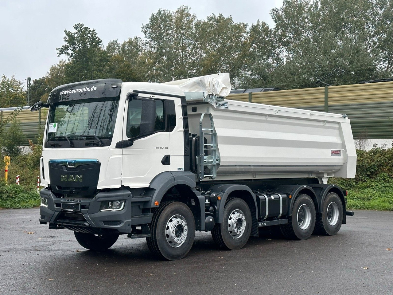 MAN TGS 41.440 BB 8X4 Euromix Mulden Kipper HARDOX - Damperli kamyon: fotoğraf 2 MAN TGS 41.440 BB 8X4 Euromix Mulden Kipper HARDOX - Damperli kamyon: fotoğraf 2