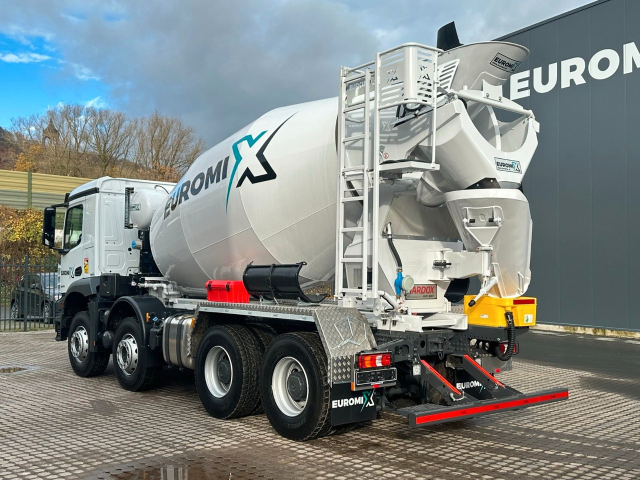 Mercedes-Benz Arocs 5 3540 8x4 EURO 6e EuromixMTP EM 9 L - Transmikser: fotoğraf 4 Mercedes-Benz Arocs 5 3540 8x4 EURO 6e EuromixMTP EM 9 L - Transmikser: fotoğraf 4