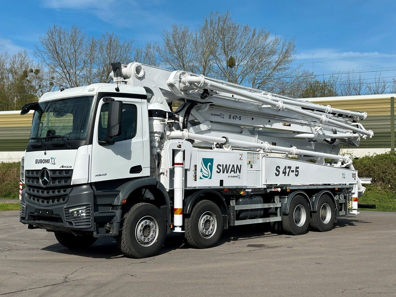 Mercedes-Benz Arocs 5 4542 8x4 SWAN TSP 47-5 160RZ ( 47m ) - Transmikser: fotoğraf 3 Mercedes-Benz Arocs 5 4542 8x4 SWAN TSP 47-5 160RZ ( 47m ) - Transmikser: fotoğraf 3