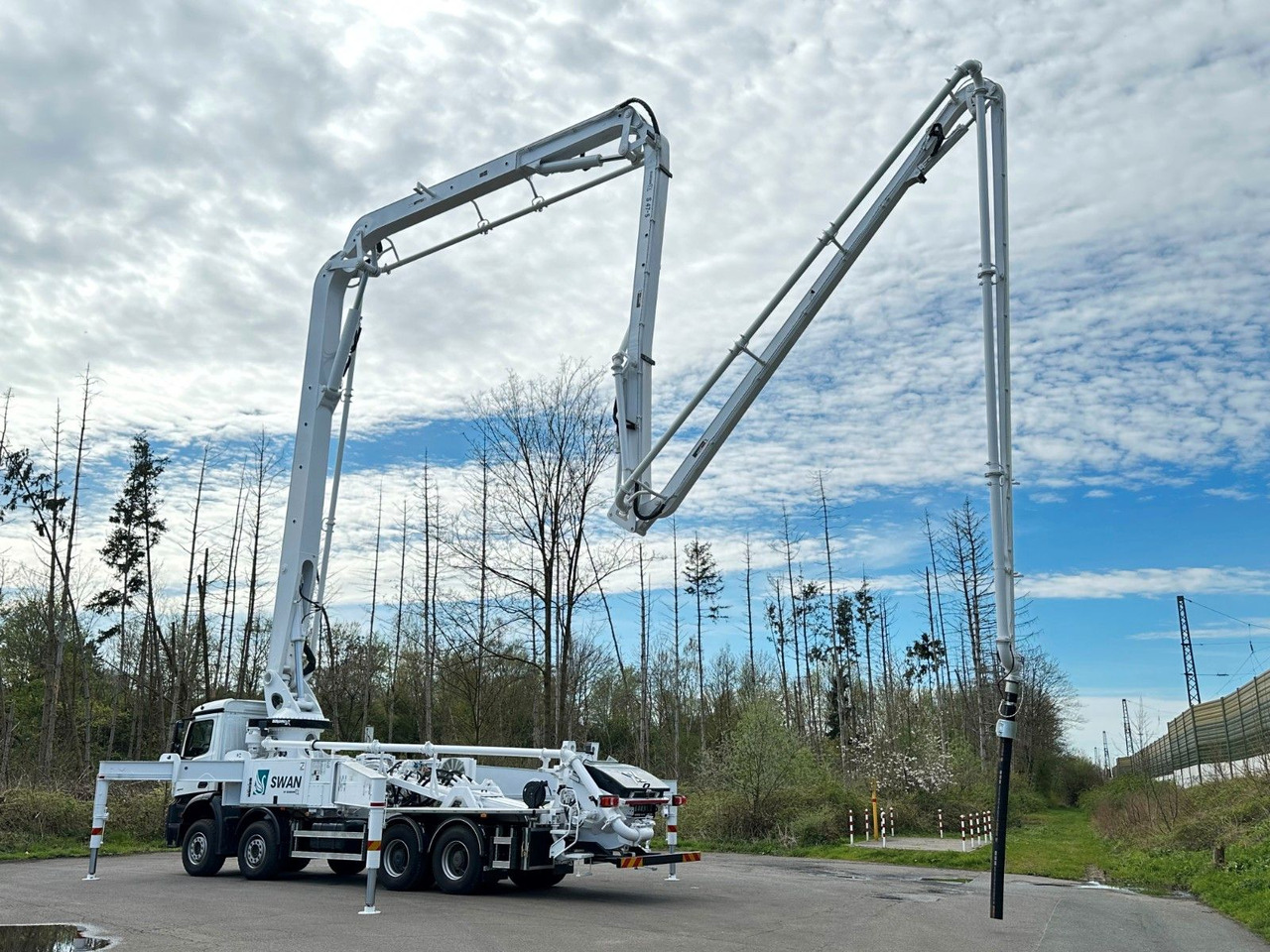 Mercedes-Benz Arocs 5 4542 8x4 SWAN TSP 47-5 160RZ ( 47m ) - Mobil beton pompası: fotoğraf 5 Mercedes-Benz Arocs 5 4542 8x4 SWAN TSP 47-5 160RZ ( 47m ) - Mobil beton pompası: fotoğraf 5