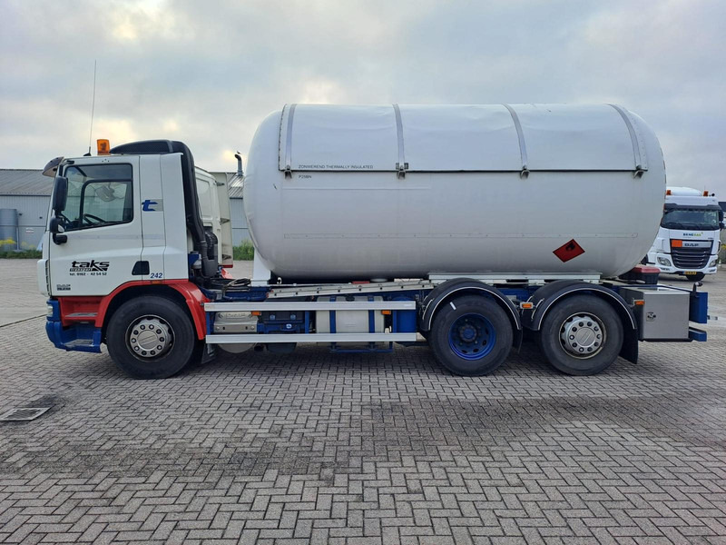 DAF FAN CF75. 6x2 -24030 L Gas tank truck -Gas, Gaz, LPG, GPL, Propane, Butane tank, Gastank ID 2.166 Rootselaar, flowmeter, pump, sunroof on tank - Tanker kamyon: fotoğraf 4 DAF FAN CF75. 6x2 -24030 L Gas tank truck -Gas, Gaz, LPG, GPL, Propane, Butane tank, Gastank ID 2.166 Rootselaar, flowmeter, pump, sunroof on tank - Tanker kamyon: fotoğraf 4