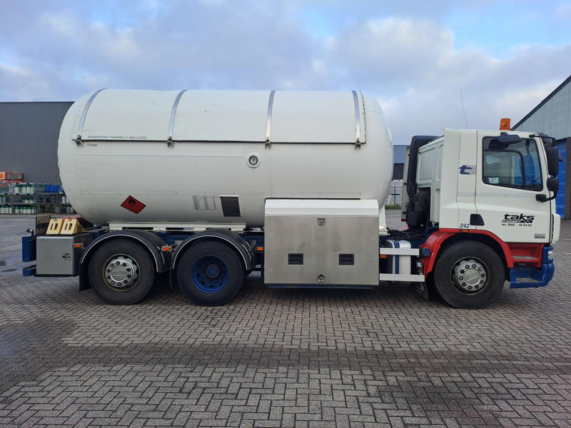 DAF FAN CF75. 6x2 -24030 Liter Gas tank truck ID 2.166 Rootselaar, flowmeter, pump, sunroof on tank - Tanker kamyon: fotoğraf 1 DAF FAN CF75. 6x2 -24030 Liter Gas tank truck ID 2.166 Rootselaar, flowmeter, pump, sunroof on tank - Tanker kamyon: fotoğraf 1