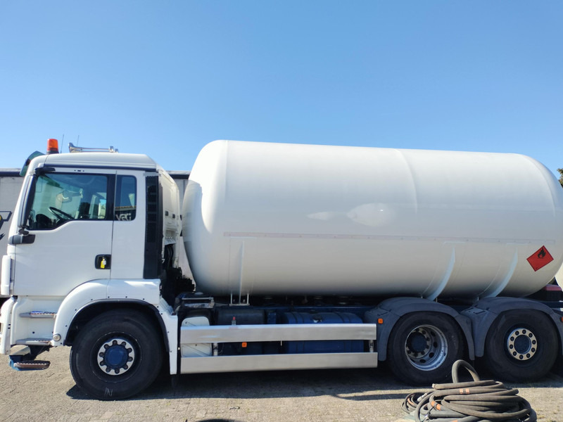 MAN TGS 2011. 6x4 -24000 L Gas tank truck -Gas, Gaz, LPG, GPL, Propane, Butane tank, Gastank ID 2.165 Rootselaar, flowmeter, Sihi pump - Tanker kamyon: fotoğraf 1 MAN TGS 2011. 6x4 -24000 L Gas tank truck -Gas, Gaz, LPG, GPL, Propane, Butane tank, Gastank ID 2.165 Rootselaar, flowmeter, Sihi pump - Tanker kamyon: fotoğraf 1