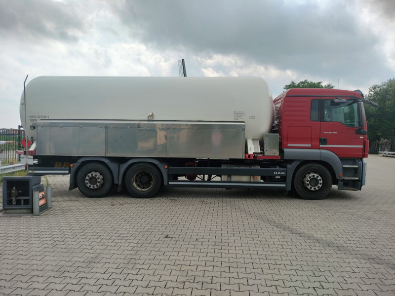 MAN TGS 26.400 6x2-4 LL 26900 Liter Gas tank truck ID 2.168 Rootselaar, flowmeter, pump - Tanker kamyon: fotoğraf 3 MAN TGS 26.400 6x2-4 LL 26900 Liter Gas tank truck ID 2.168 Rootselaar, flowmeter, pump - Tanker kamyon: fotoğraf 3