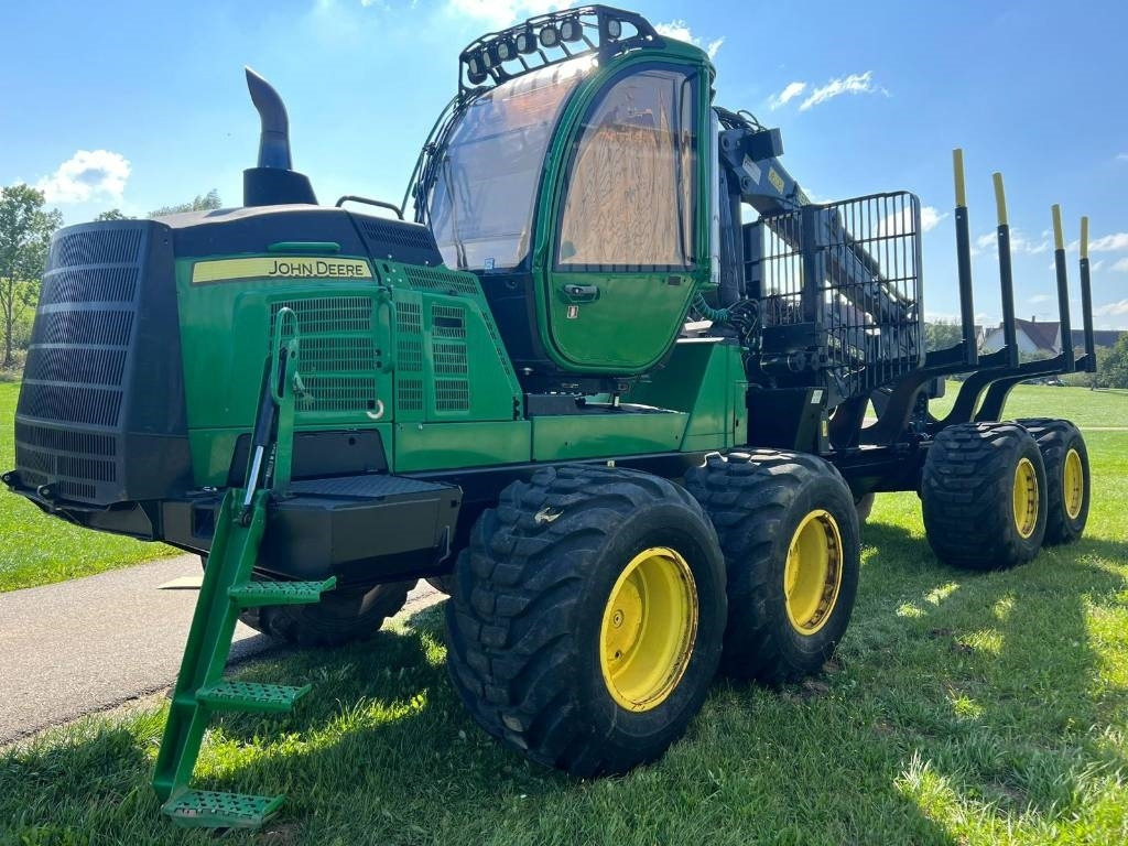 John Deere 1510 G - Forwarder: fotoğraf 1 John Deere 1510 G - Forwarder: fotoğraf 1