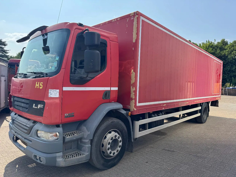 DAF LF 55.220 **MANUAL GEARBOX-EURO 4** - Kapalı kasa kamyon: fotoğraf 1 DAF LF 55.220 **MANUAL GEARBOX-EURO 4** - Kapalı kasa kamyon: fotoğraf 1