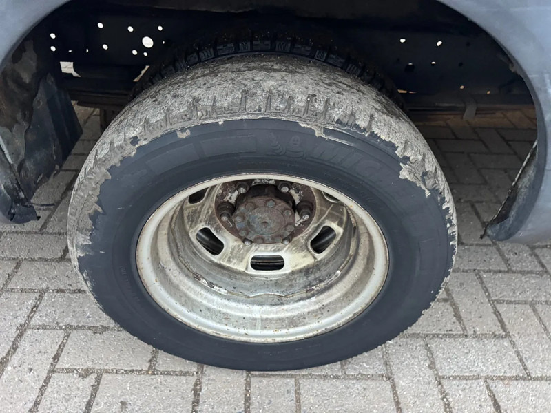 Iveco Daily **35C15-EURO 5-MOTOR 3.0** - Panelvan: fotoğraf 4 Iveco Daily **35C15-EURO 5-MOTOR 3.0** - Panelvan: fotoğraf 4