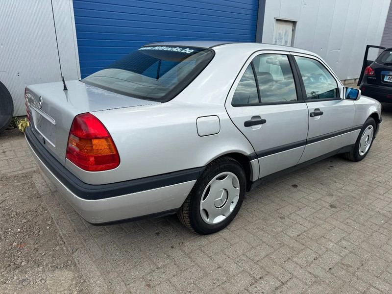 Mercedes-Benz C-Klasse **C250DIESEL+AIRCO** - Sedan araba: fotoğraf 4 Mercedes-Benz C-Klasse **C250DIESEL+AIRCO** - Sedan araba: fotoğraf 4