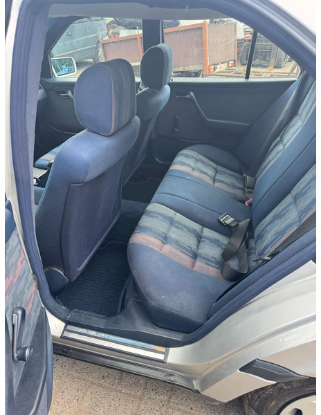 Sedan araba Mercedes-Benz C-Klasse **C250DIESEL+AIRCO**: fotoğraf 7