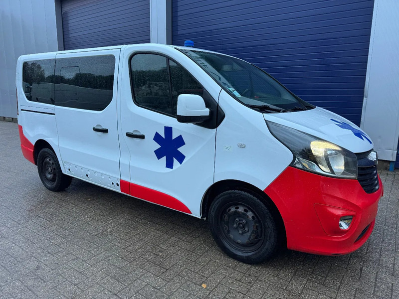 Opel Vivaro **AMBULANCE-RETTUNGSWAGEN** - Ambulans arabası: fotoğraf 1 Opel Vivaro **AMBULANCE-RETTUNGSWAGEN** - Ambulans arabası: fotoğraf 1