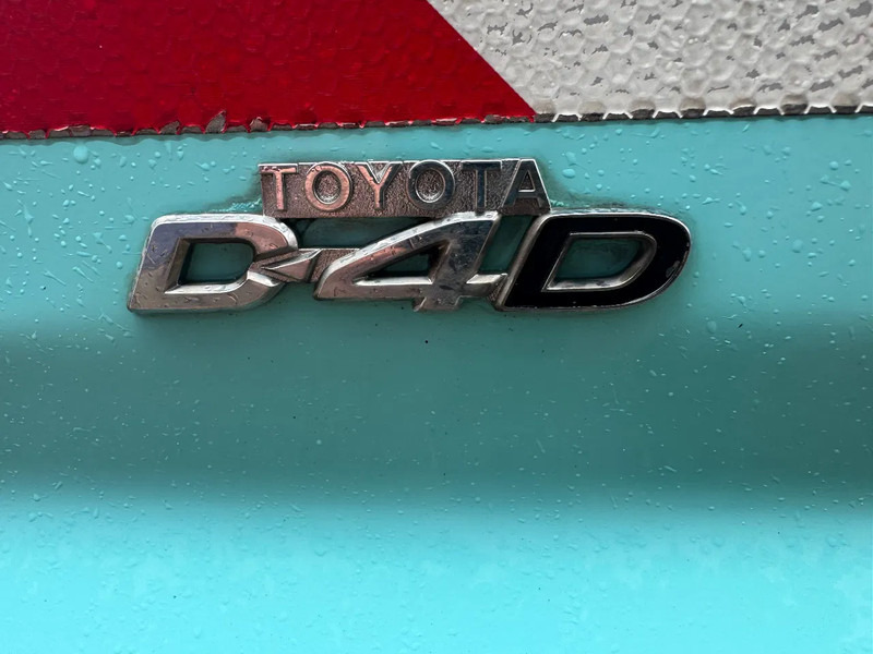 Küçük panelvan Toyota HiAce **DIESEL-FRENCH VAN**: fotoğraf 10