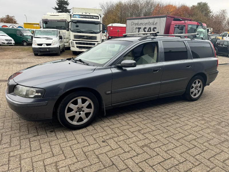 Volvo V70 V70 - Binek araba: fotoğraf 2 Volvo V70 V70 - Binek araba: fotoğraf 2