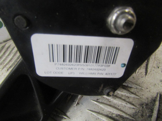 DAF LF 220 EURO 6 THROTTLE CONTROL UNIT P/NO 7482492423/401177 - Elektrik sistemi - Kamyon: fotoğraf 3 DAF LF 220 EURO 6 THROTTLE CONTROL UNIT P/NO 7482492423/401177 - Elektrik sistemi - Kamyon: fotoğraf 3