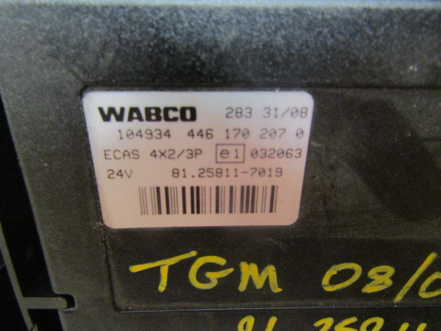 MAN TGM ECAS ECU WABCO P/NO 446 170 2070 MAN P/NO 81.25811.7019 - Yönetim bloku - Kamyon: fotoğraf 2 MAN TGM ECAS ECU WABCO P/NO 446 170 2070 MAN P/NO 81.25811.7019 - Yönetim bloku - Kamyon: fotoğraf 2