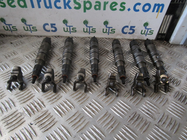 VOLVO FE D7E INJECTORS AND CLAMPS BOSCH SET OF 6 - Yakıt sistemi - Kamyon: fotoğraf 1 VOLVO FE D7E INJECTORS AND CLAMPS BOSCH SET OF 6 - Yakıt sistemi - Kamyon: fotoğraf 1