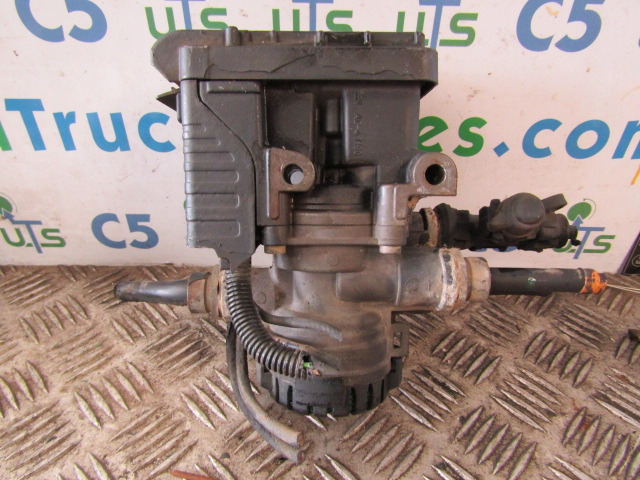 VOLVO FE EBS MODULATOR VALVE EURO 6 - Yönetim bloku - Kamyon: fotoğraf 1 VOLVO FE EBS MODULATOR VALVE EURO 6 - Yönetim bloku - Kamyon: fotoğraf 1