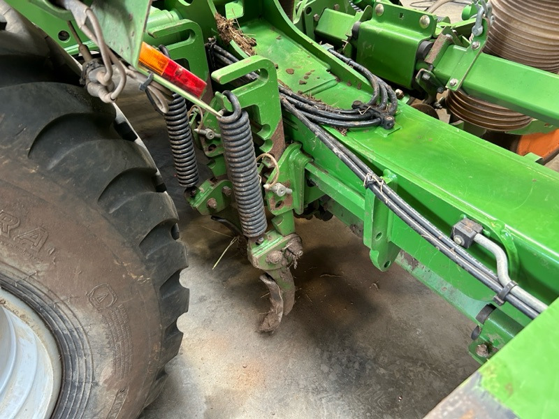 Amazone EDX 6000-TC - Ekim makinesi: fotoğraf 3 Amazone EDX 6000-TC - Ekim makinesi: fotoğraf 3