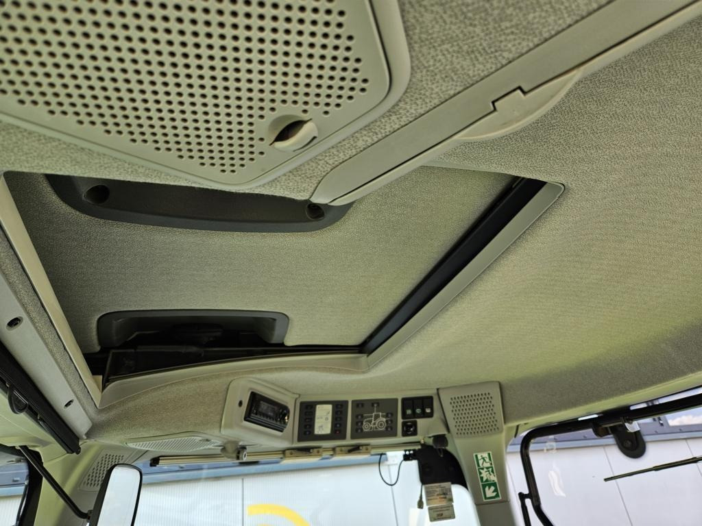 Traktör CLAAS AXION 810 CMATIC: fotoğraf 14