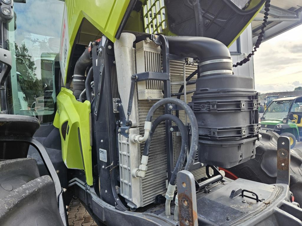 CLAAS AXION 830 CMATIC - Traktör: fotoğraf 3 CLAAS AXION 830 CMATIC - Traktör: fotoğraf 3
